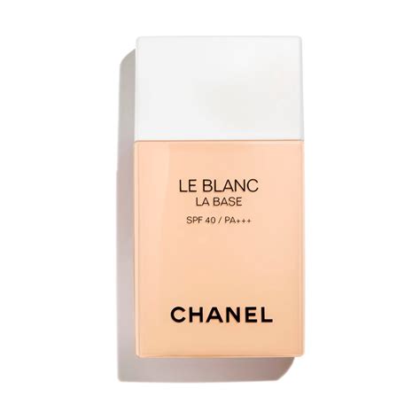 chanel basse bianche|CHANEL LE BLANC LA BASE ~ Correcting Brightening Makeup .